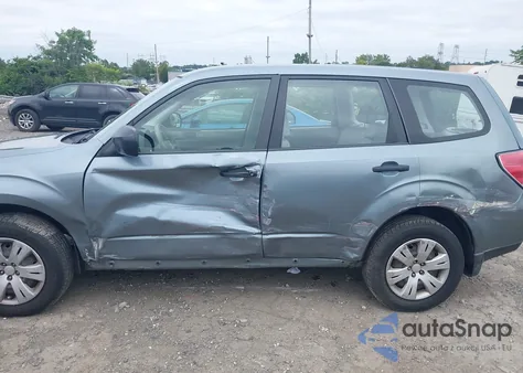 2010 Subaru Forester 2.5X из США, поврежденный, VIN JF2SH6AC0AH725910
